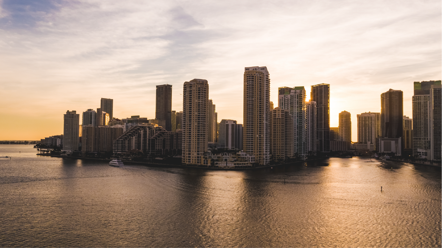 About Image 2 Miami Aereal
